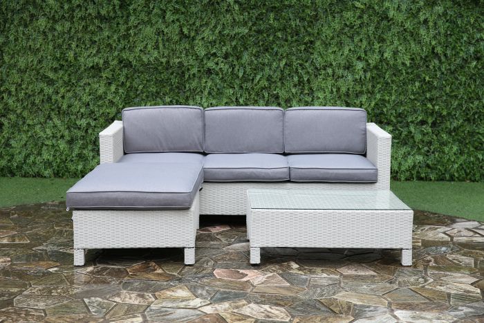 Set lounge con divano 